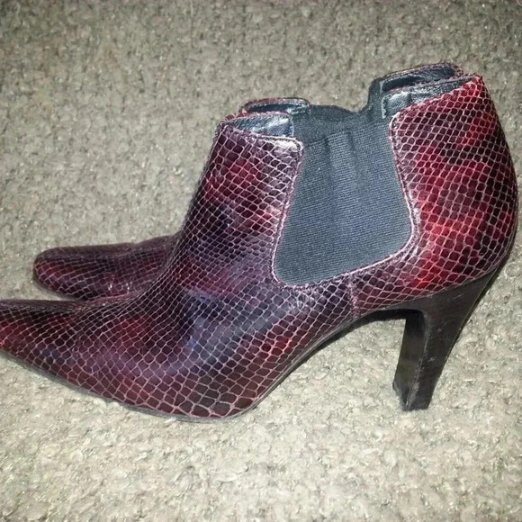 MOSCHINO CHEAP AND CHIC-Ankle Boots/Booties-Red Leather Snakeskin-Size 36.5-EX - Picture 2 of 7
